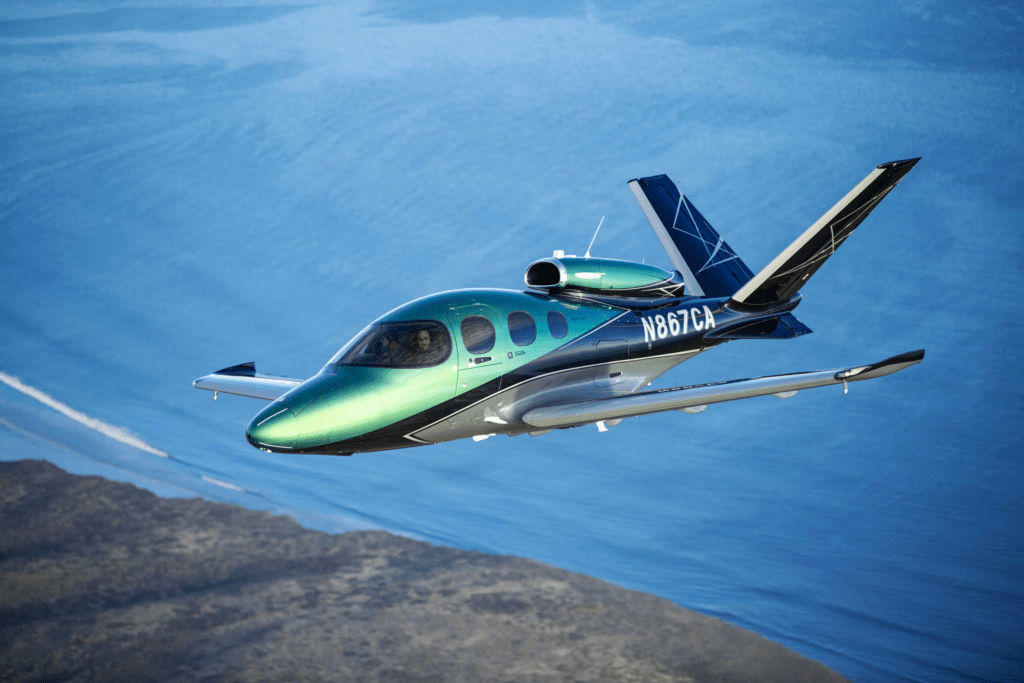 Cirrus Vision Jet SF50 in flight demonstrating real-world cruise performance